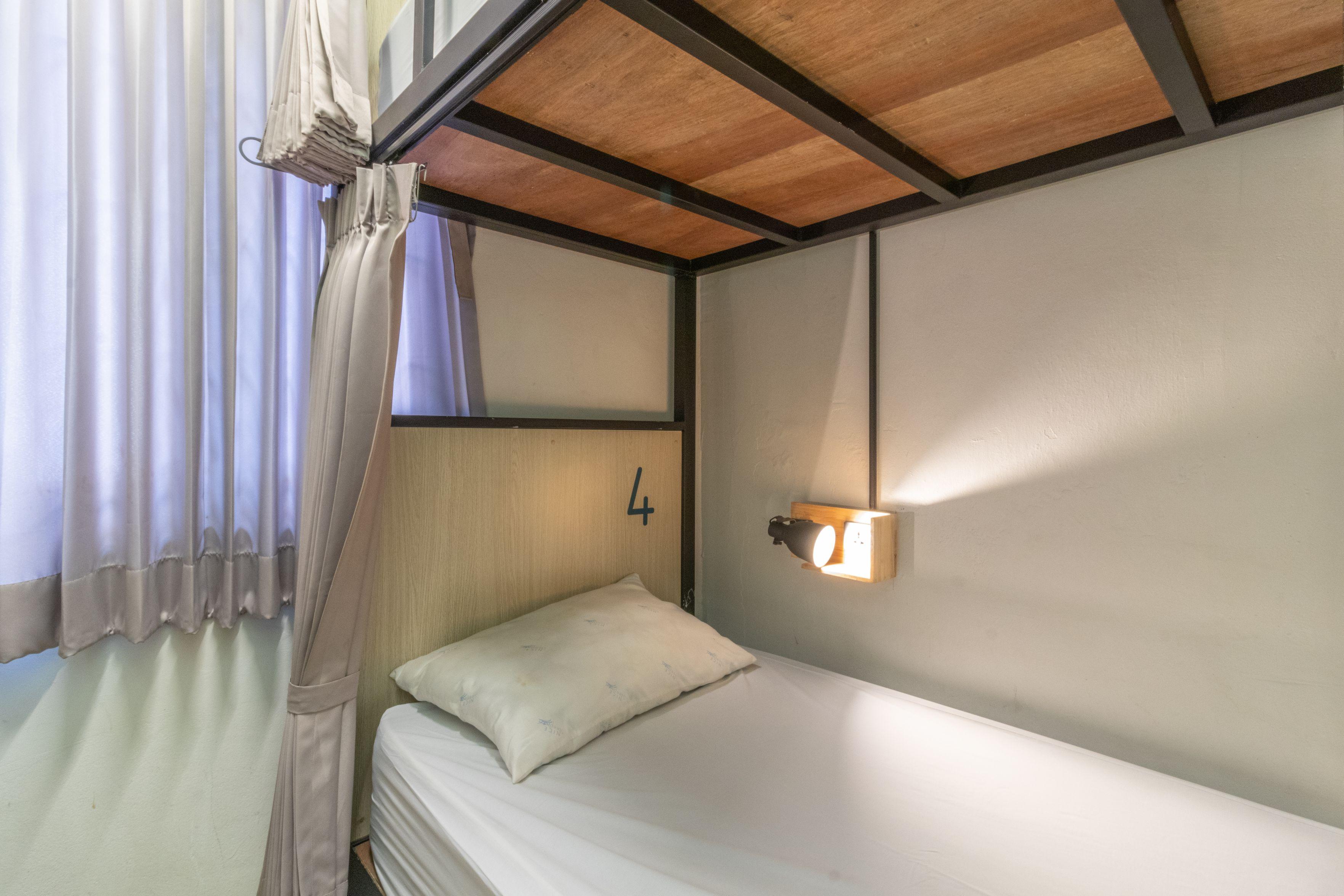 Bunny Burrow Hostel Bangkok Extérieur photo