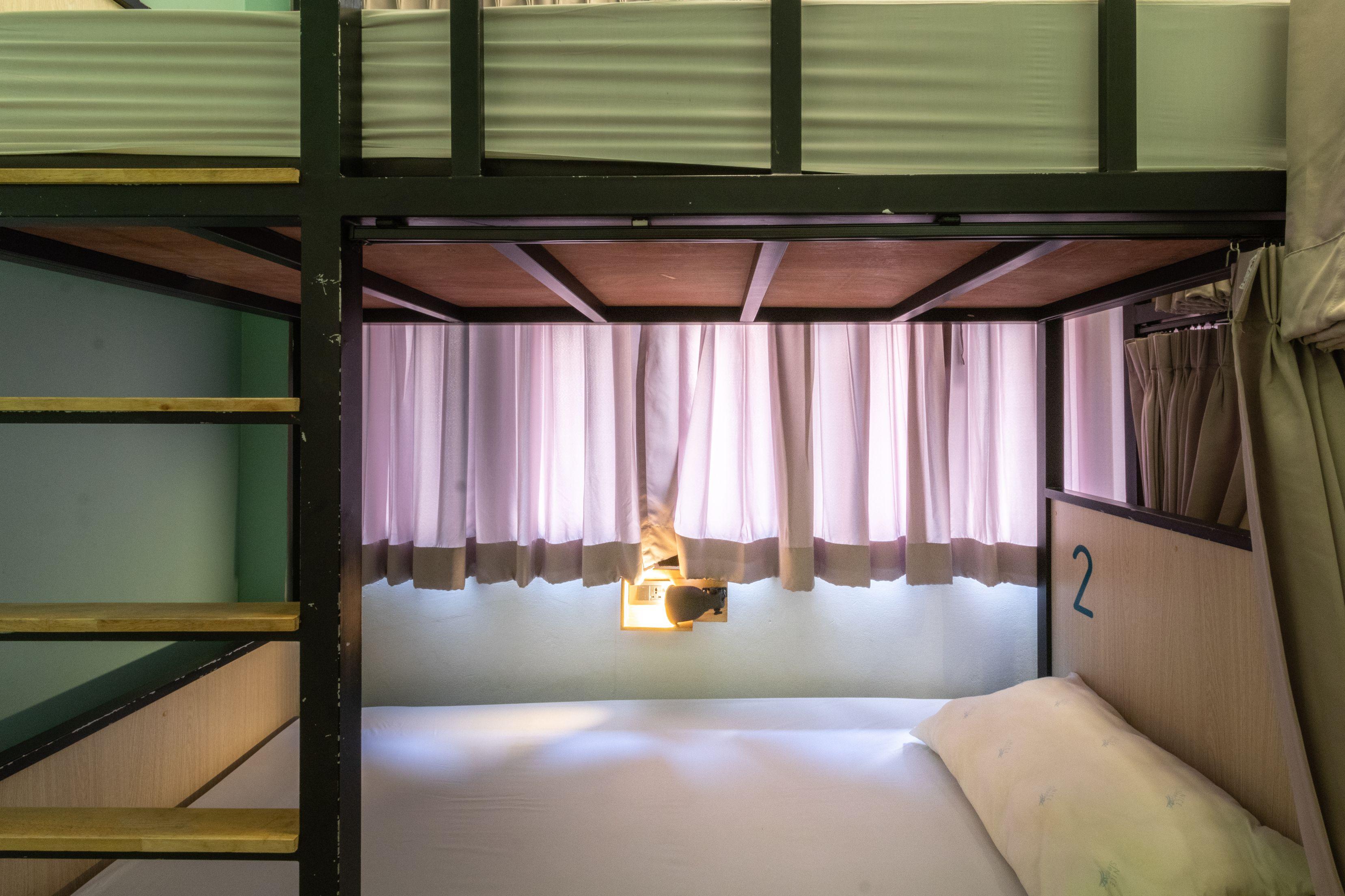 Bunny Burrow Hostel Bangkok Extérieur photo