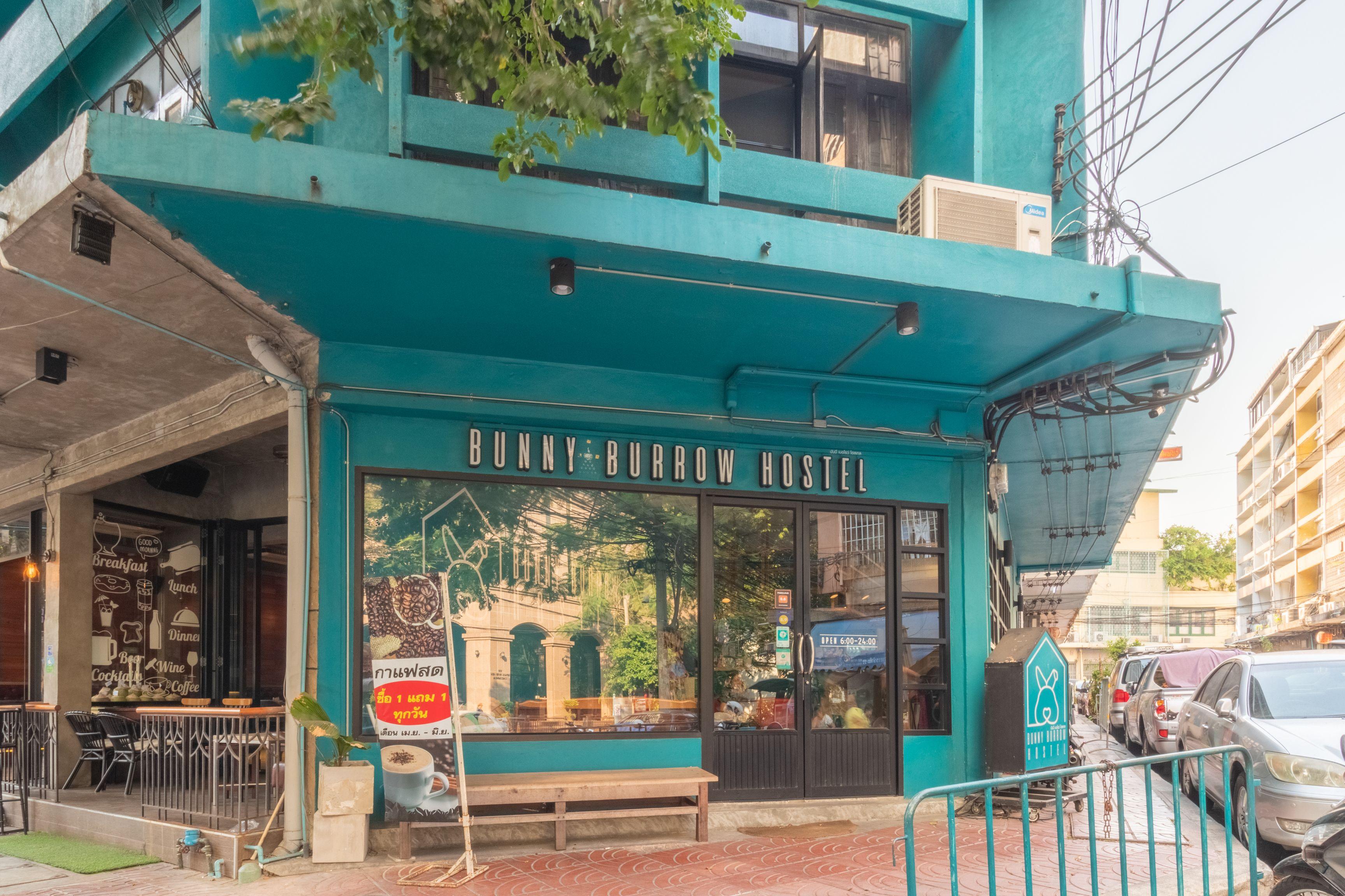 Bunny Burrow Hostel Bangkok Extérieur photo