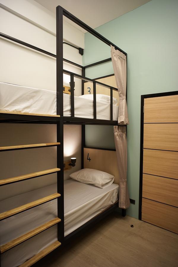 Bunny Burrow Hostel Bangkok Extérieur photo